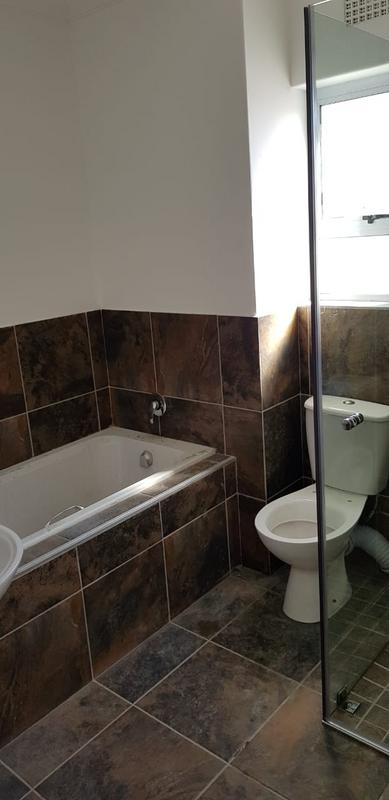 2 Bedroom Property for Sale in Paarl South Western Cape
